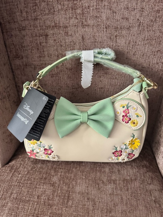 Loungefly Handbags - Loungefly, hard tag, Cream & Mint Floral Bow Shoulder Bag